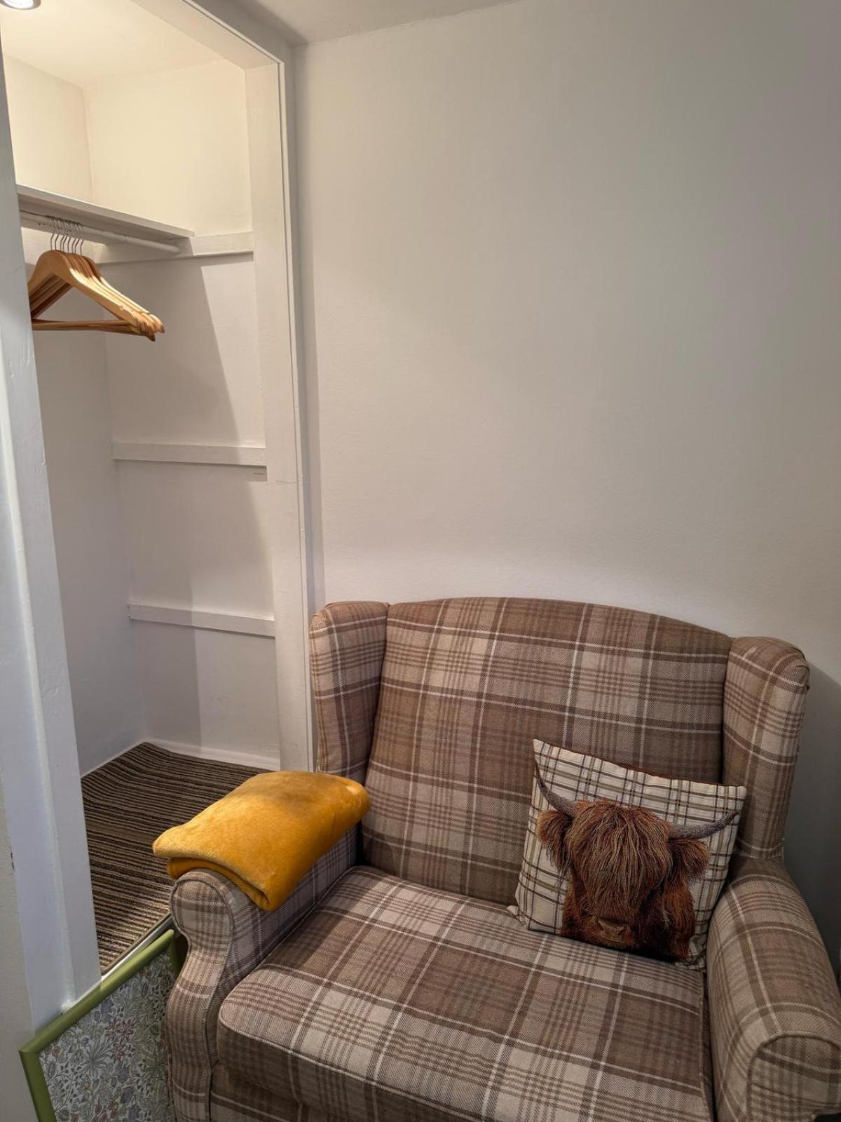 Single Room With Beautiful Garden Edinburgh Exterior photo